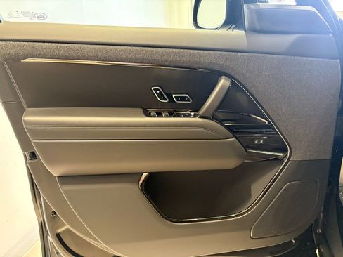 New 2026 Land Rover Range Rover Sport SE AWD/4WD image 26