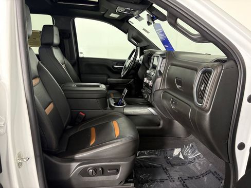 Used 2020 GMC Sierra 1500 AT4 w/ AT4 Premium Package AWD/4WD image 38