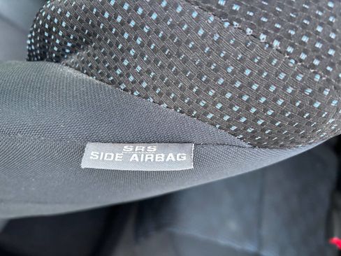 Used 2010 Toyota Matrix image 20