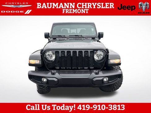 Used 2022 Jeep Gladiator Sport AWD/4WD image 12