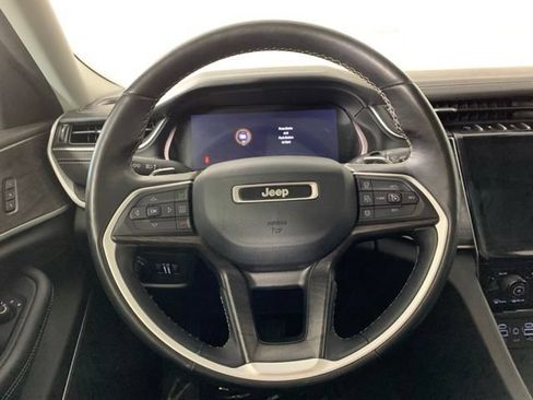 Used 2022 Jeep Grand Cherokee L Limited w/ Luxury Tech Group II AWD/4WD image 32
