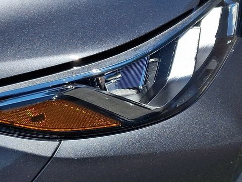 Certified 2023 Nissan Sentra SV FWD image 9