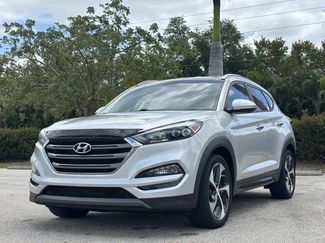Used 2016 Hyundai Tucson Limited FWD video 2
