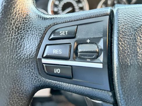 Used 2012 BMW 528i xDrive Sedan image 8