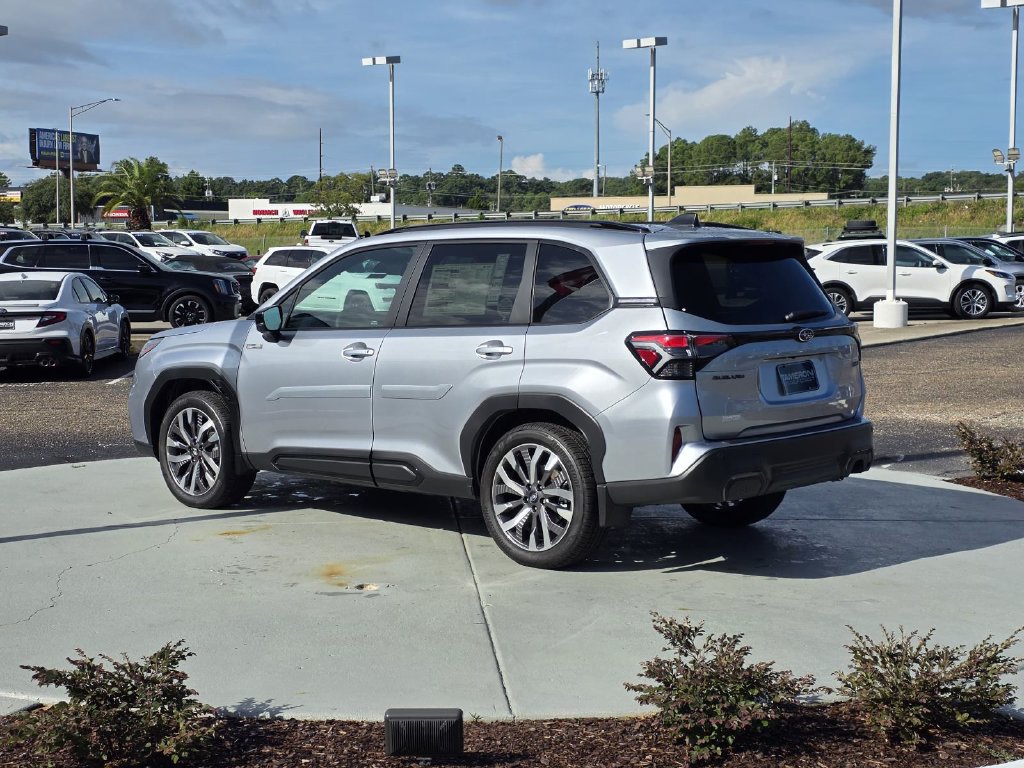 New 2026 Subaru Forester Touring AWD/4WD image 4