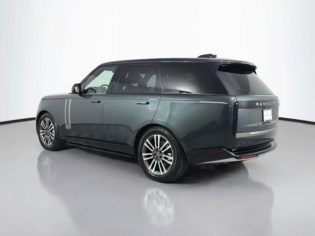 Certified 2024 Land Rover Range Rover SE AWD/4WD image 7