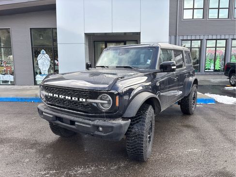 Used 2021 Ford Bronco Wildtrak image 2