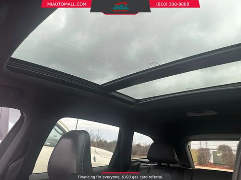 Used 2015 Volvo XC60 T6 R-Design Platinum image 18