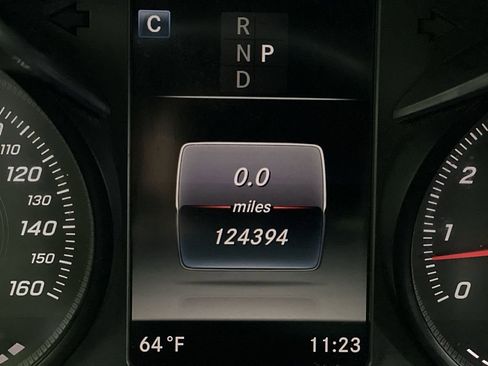 Used 2018 Mercedes-Benz C 300 4MATIC Sedan w/ Premium Package image 18