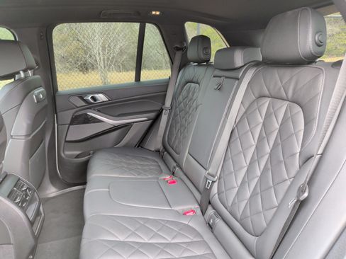 Used 2024 BMW X5 xDrive40i w/ M Sport Package image 37