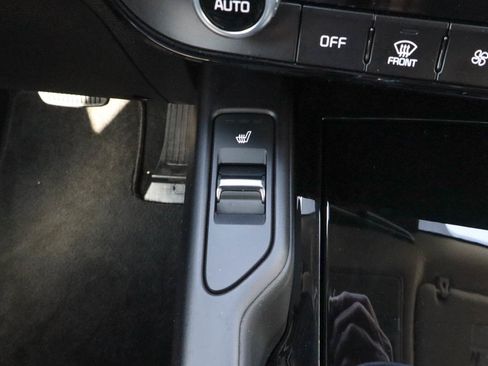 Used 2025 Kia Telluride S AWD/4WD image 25