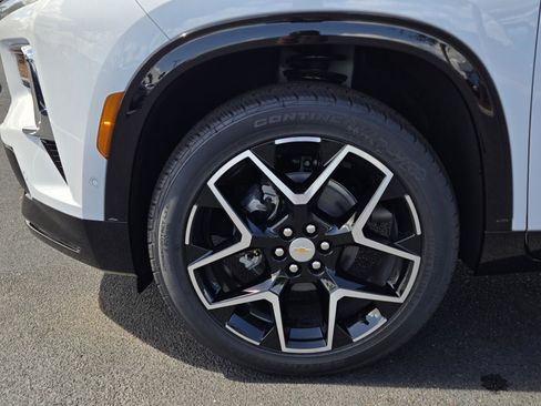 New 2026 Chevrolet Traverse High Country image 4