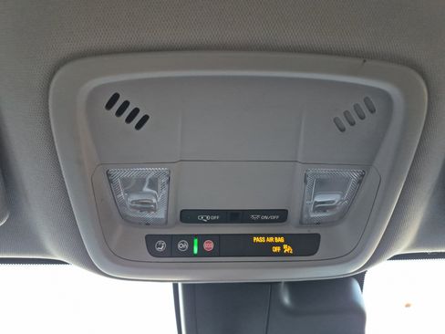 Used 2024 Chevrolet Malibu LT image 33