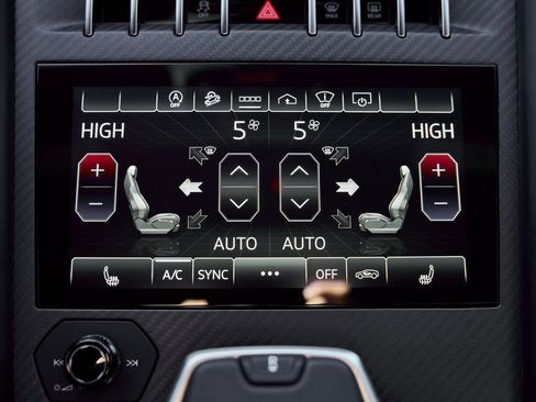 Used 2024 Lamborghini Urus Performante image 78