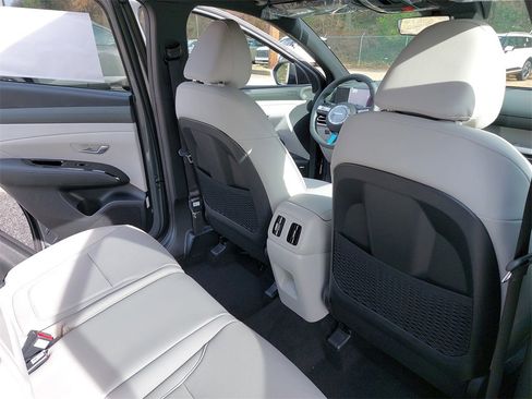 New 2026 Hyundai Tucson Limited image 11