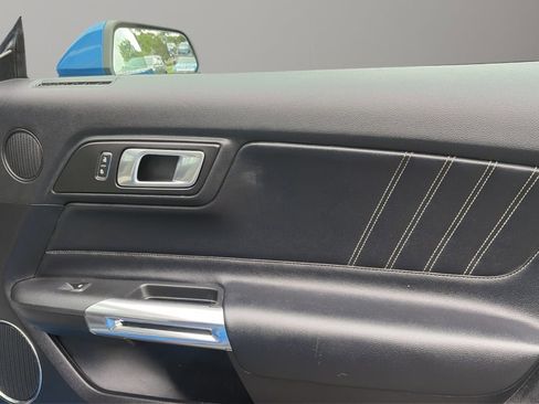 Used 2019 Ford Mustang Premium RWD image 12