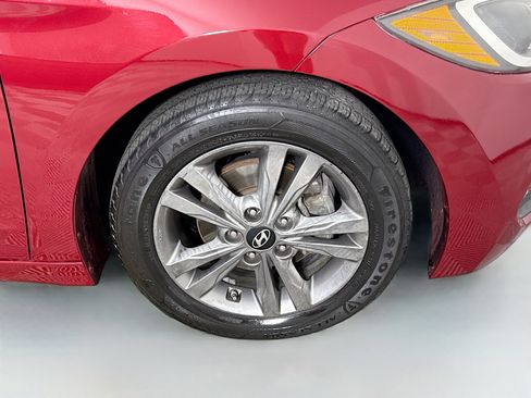 Used 2017 Hyundai Elantra Value Edition image 32