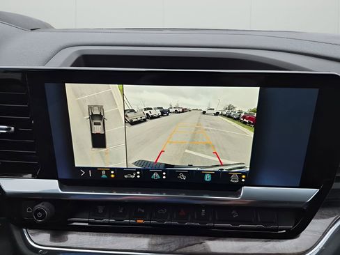 Used 2024 Chevrolet Silverado 2500 LTZ w/ LTZ Plus Package image 44