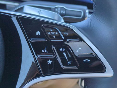 Certified 2026 Mercedes-Benz GLE 450e 4MATIC image 19
