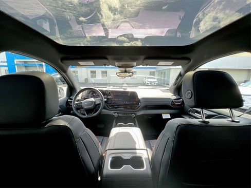 New 2024 Chevrolet Silverado EV RST image 17