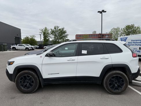 Used 2021 Jeep Cherokee Trailhawk w/ Trailer Tow Group AWD/4WD image 6