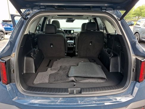 Used 2025 Kia Sorento EX w/ Panoramic Sunroof Package AWD/4WD image 30