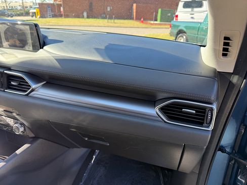 Used 2018 MAZDA CX-5 Touring image 24