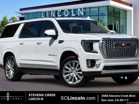 Used 2022 GMC Yukon XL Denali w/ Max Trailering Package AWD/4WD image 1
