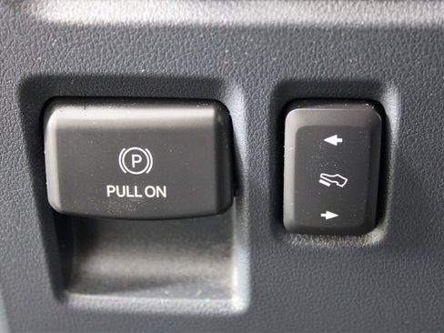 Used 2021 Ford F150 Lariat w/ Equipment Group 502A High image 24