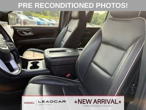 Used 2021 GMC Yukon XL SLT w/ Rear Media and Nav Package AWD/4WD image 25