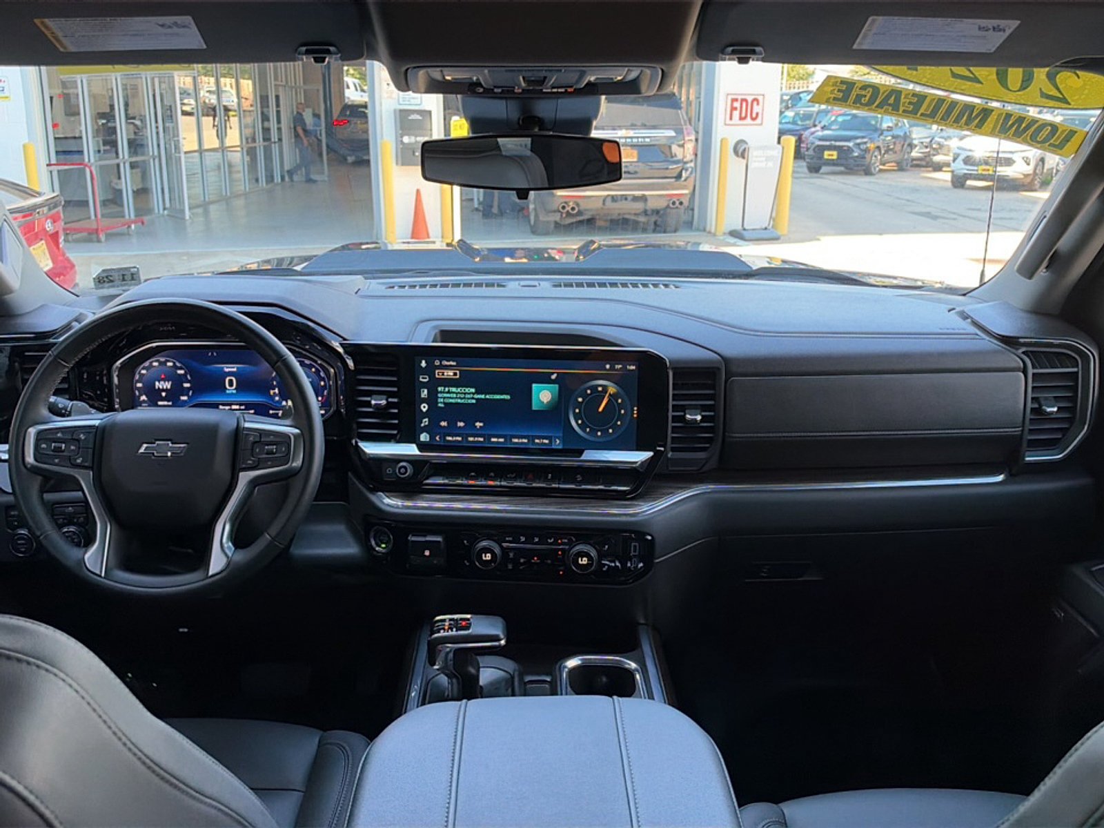 Used 2024 Chevrolet Silverado 1500 LT Trail Boss w/ Convenience Package II AWD/4WD image 35