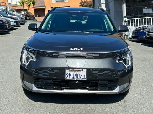 Used 2024 Kia Niro Wind FWD image 2