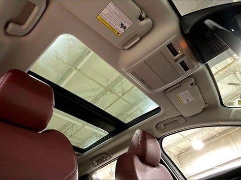 Certified 2025 MAZDA CX-50 AWD 2.5 Hybrid w/ Premium Pkg image 22