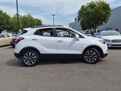 Used 2021 Buick Encore Preferred AWD/4WD image 4