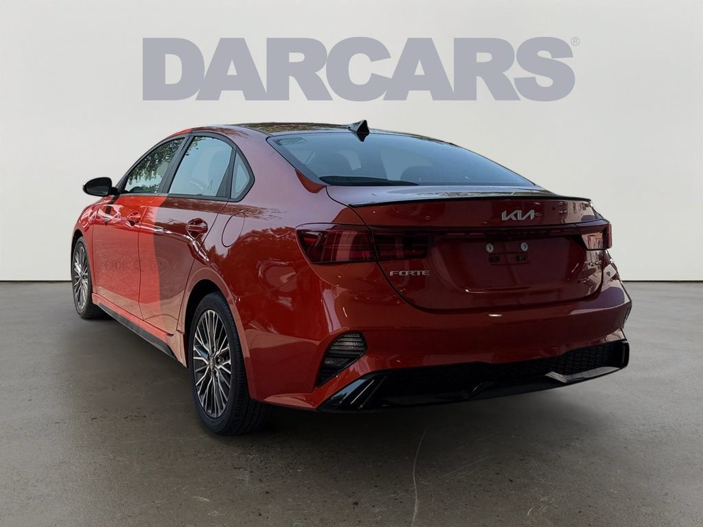 Used 2023 Kia Forte GT-Line w/ GT-Line Technology Package FWD image 5