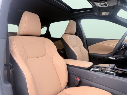 Used 2026 Lexus RX 350 RX 350 w/ Cold Area Package image 49