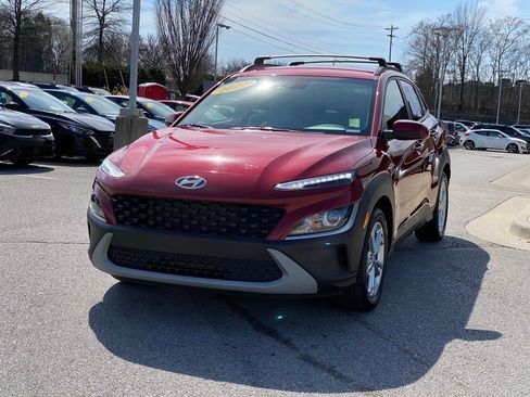 Used 2023 Hyundai Kona SEL image 3