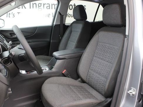 Used 2024 Chevrolet Equinox LT AWD/4WD image 14