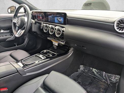 Certified 2025 Mercedes-Benz CLA 250 image 25