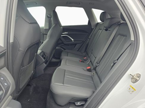 New 2026 Audi Q5 Premium Plus AWD/4WD image 18