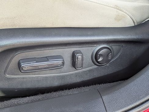 Used 2023 Honda Accord EX image 11