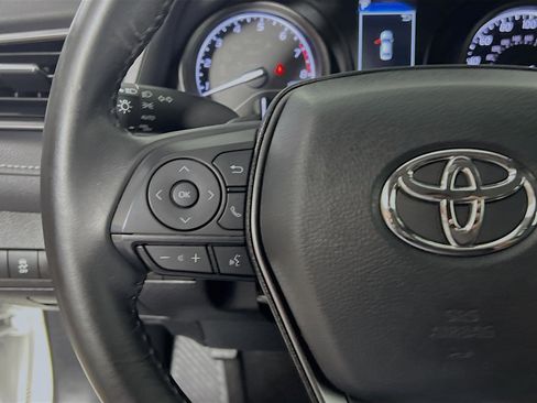 Used 2024 Toyota Camry SE FWD image 19