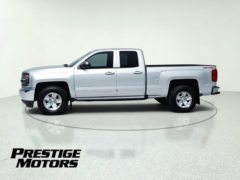 Used 2018 Chevrolet Silverado 1500 LT w/ Trailering Package AWD/4WD image 5