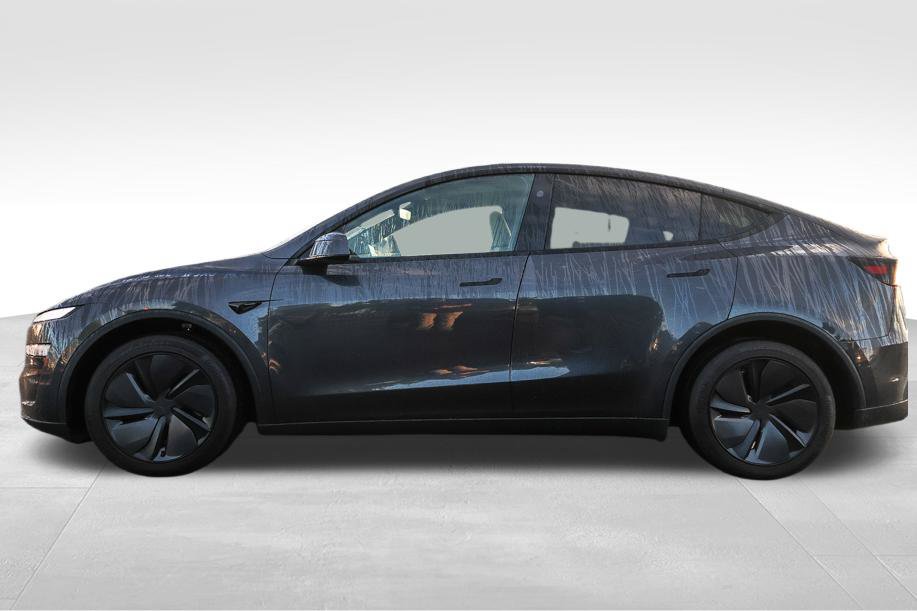 Used 2026 Tesla Model Y Long Range AWD/4WD image 8