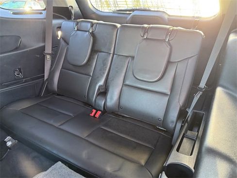 Certified 2022 Ford Explorer XLT w/ Equipment Group 202A image 10