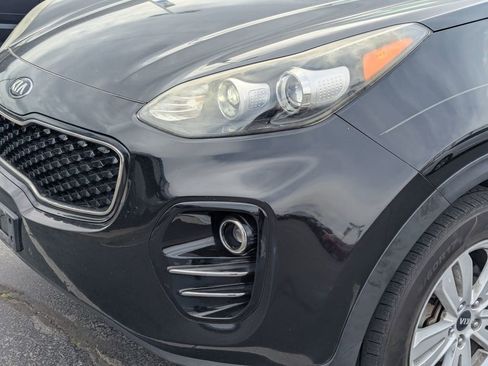 Used 2017 Kia Sportage LX image 12