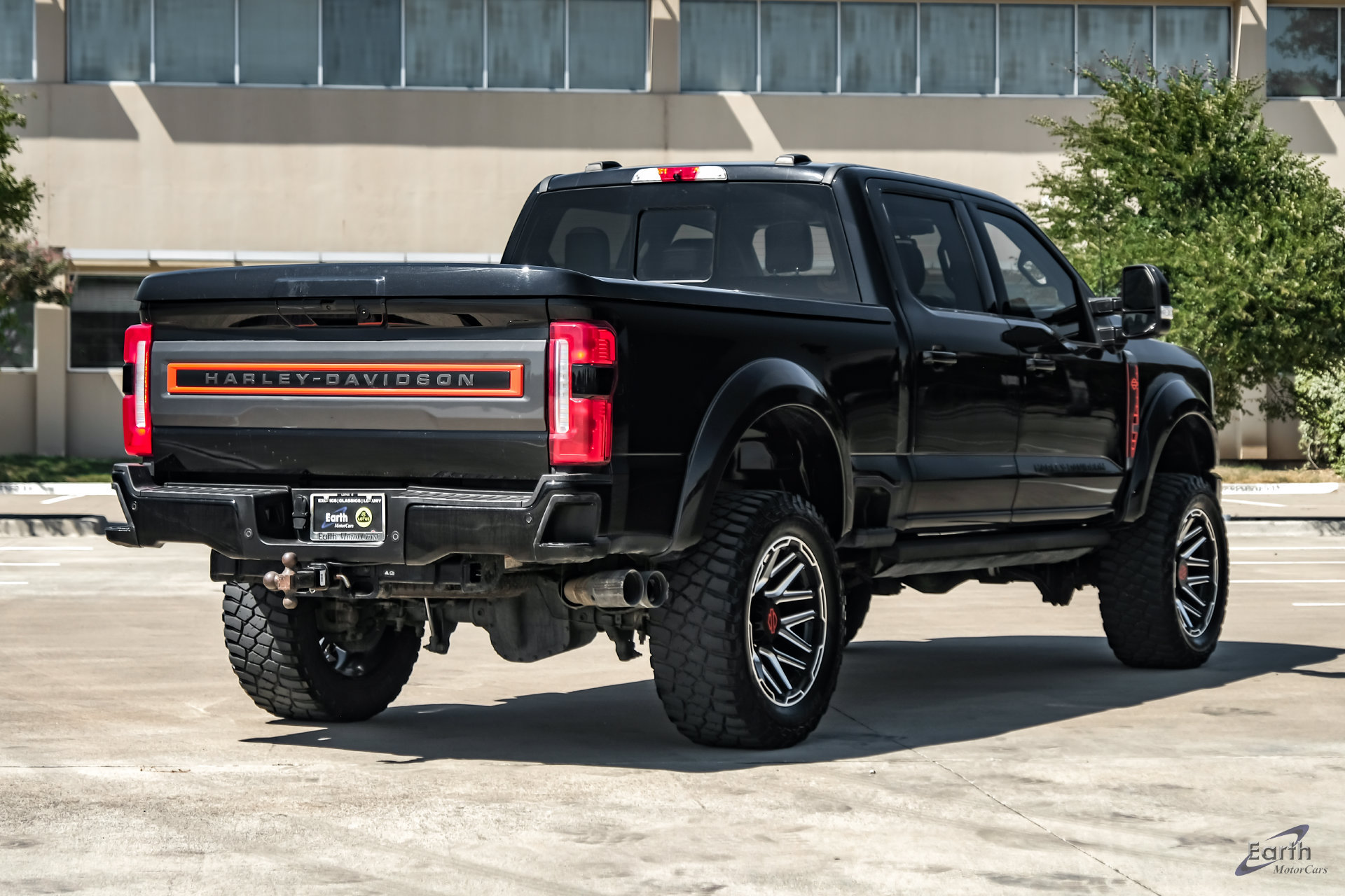 Used 2024 Ford F250 Lariat w/ Lariat Ultimate Package AWD/4WD image 16