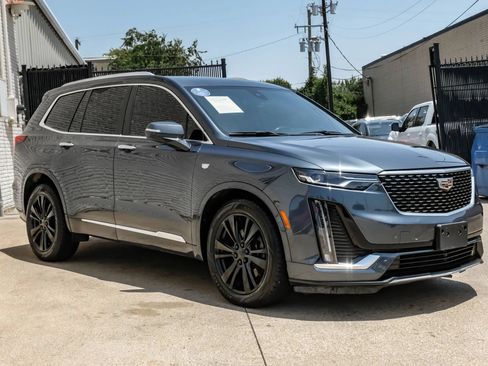Used 2020 Cadillac XT6 Premium Luxury FWD image 6