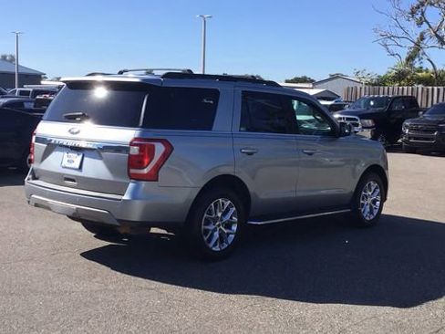 Certified 2020 Ford Expedition XLT w/ Equipment Group 202A image 6