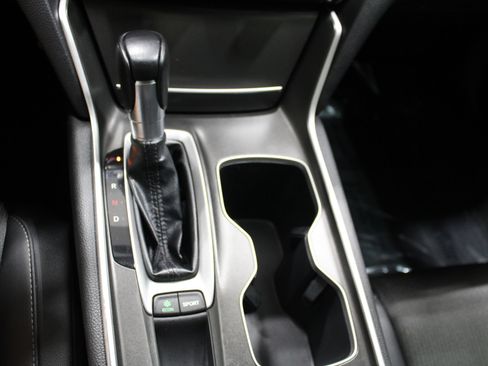 Used 2020 Honda Accord Sport image 31